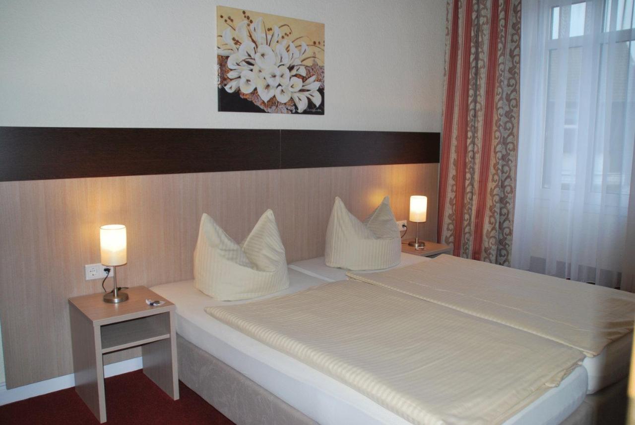 Hotel Wuppertaler Hof 렘샤이트 객실 사진